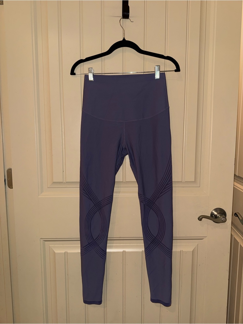 Fanka Body Sculpt Leggings (Reversible Wear) Size Medium Full length Wineberry